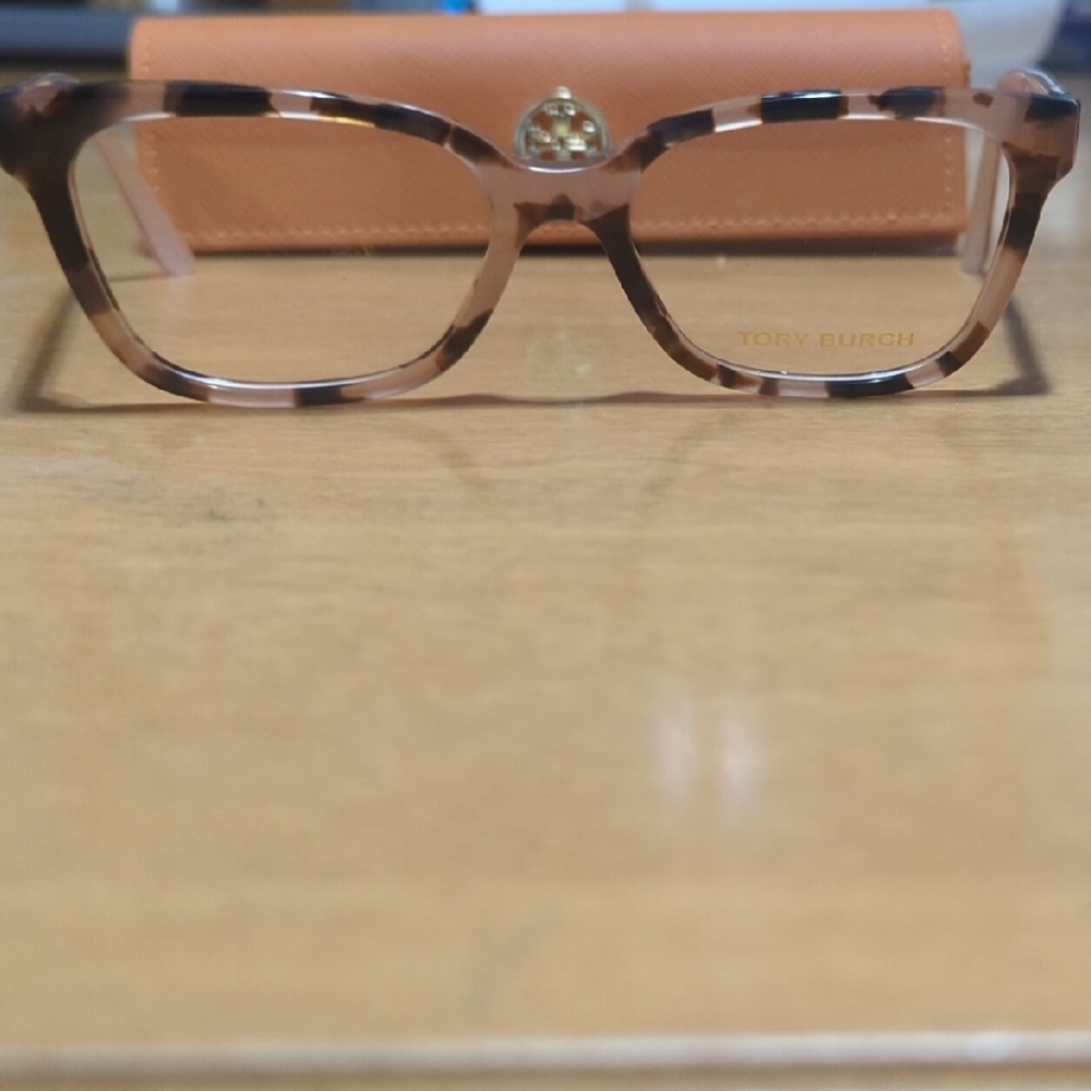 Tory Burch Tortoise Shell Eyeglasses with Tan Case